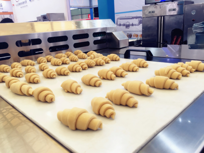 Automatic croissant production line 1.5