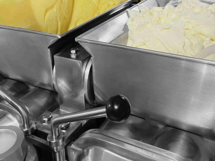 SFT-168 Encrusting Machine For Mochi Daifuku - Image 3