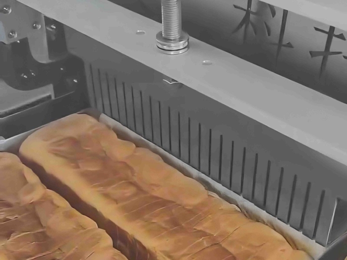 Automatic Toast Bread Cutter Slicer Machine - Image 4